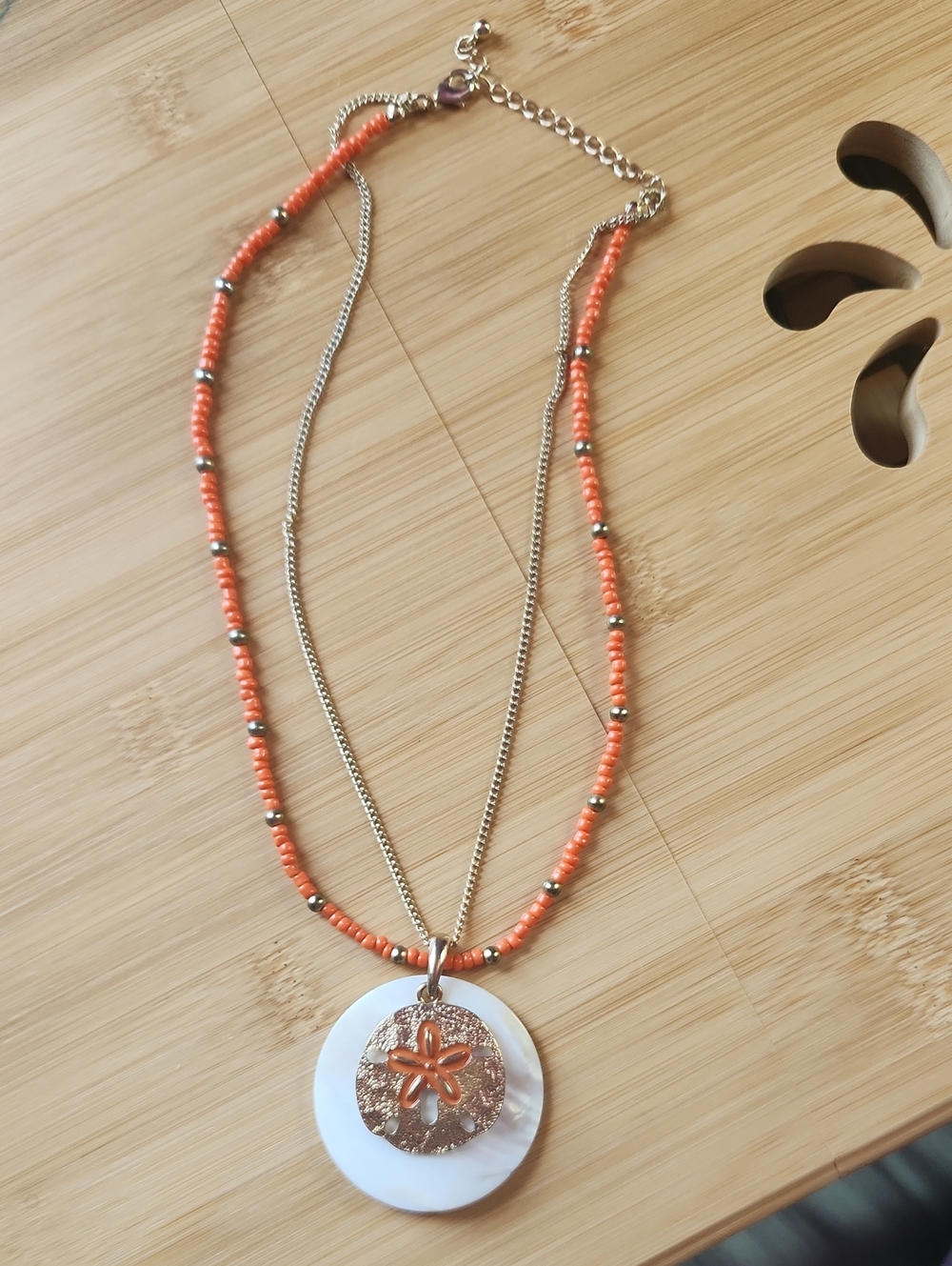 Gold and Coral Beaded Double-Layer Pendant Necklace *X1